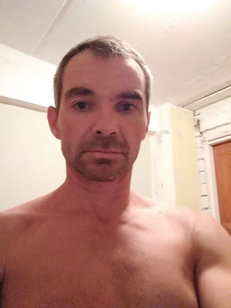  ,   Robert, 48 ,   ,   , c 