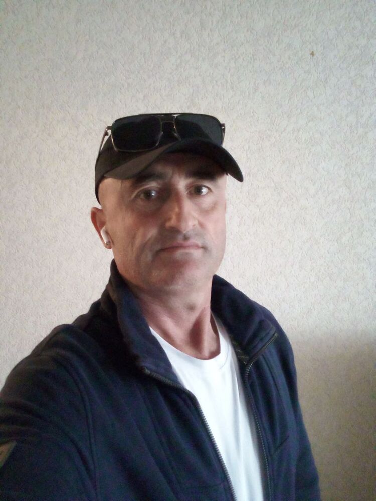  47455105  Ali, 47 ,    