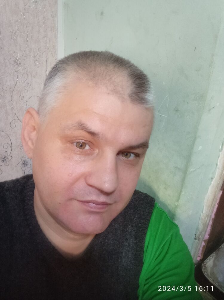  49587995  , 42 ,    