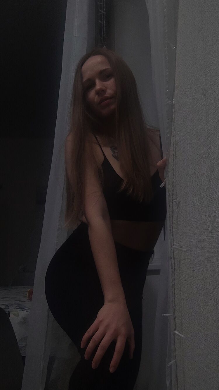  42225665  , 28 ,    