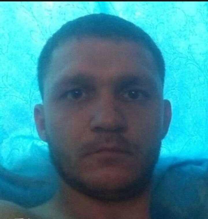  17516415  Anton, 40 ,    