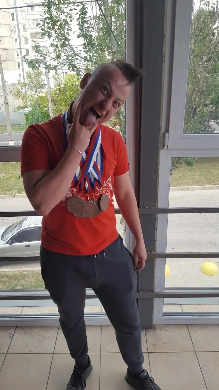  44675805  , 26 ,    