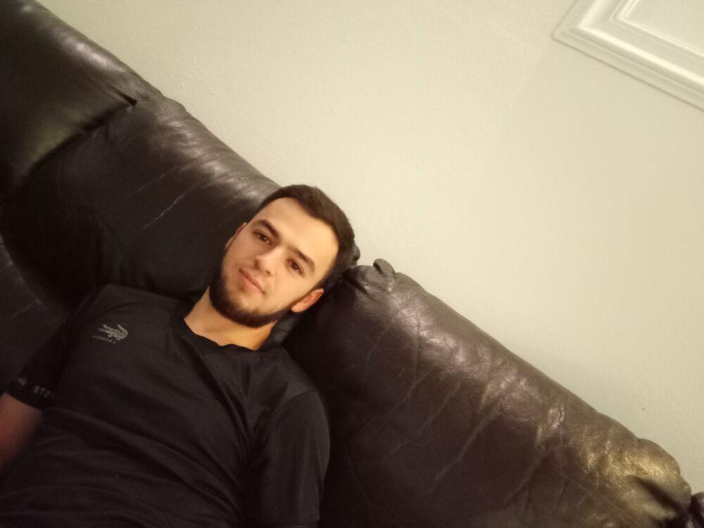  25070005  Mirko, 28 ,    