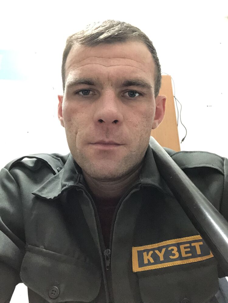  37882535  , 32 ,    