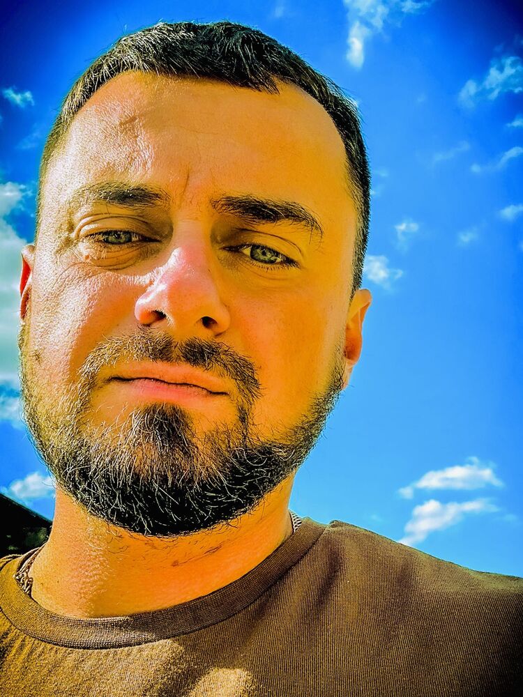  43322885  Ruslan, 37 ,    