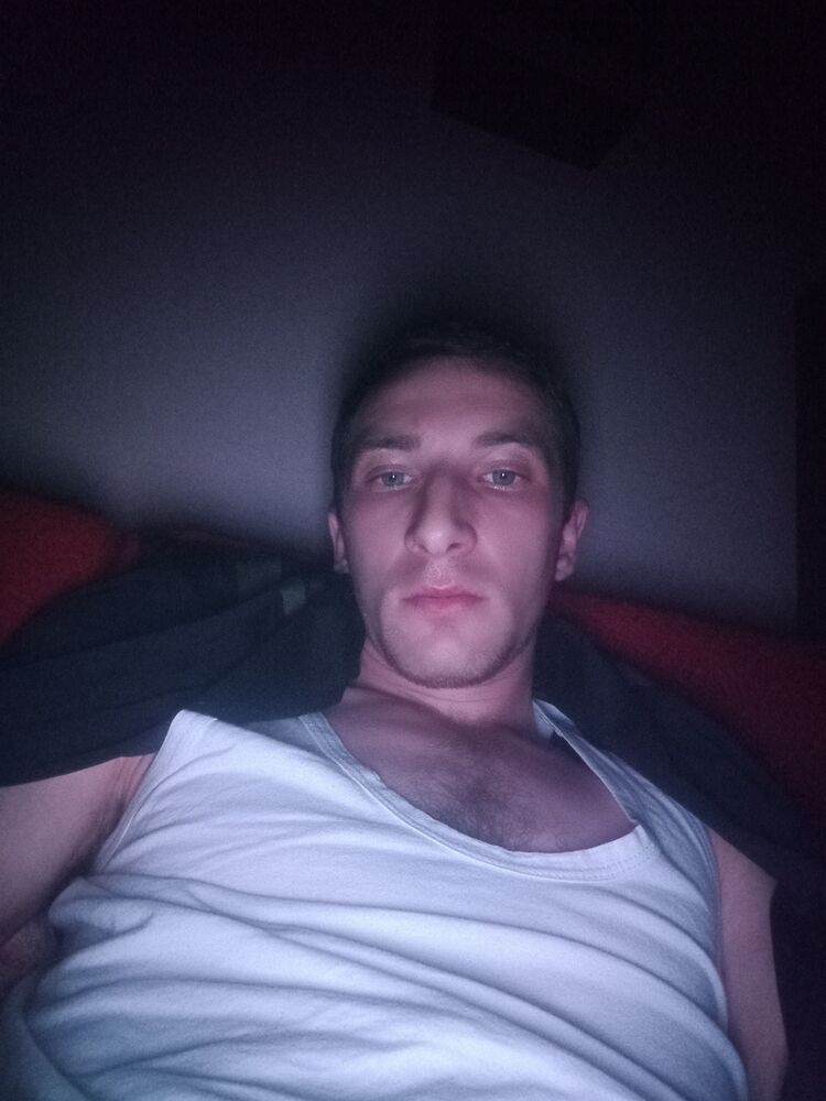   ,   HOVAKIMYAN, 28 ,   ,   