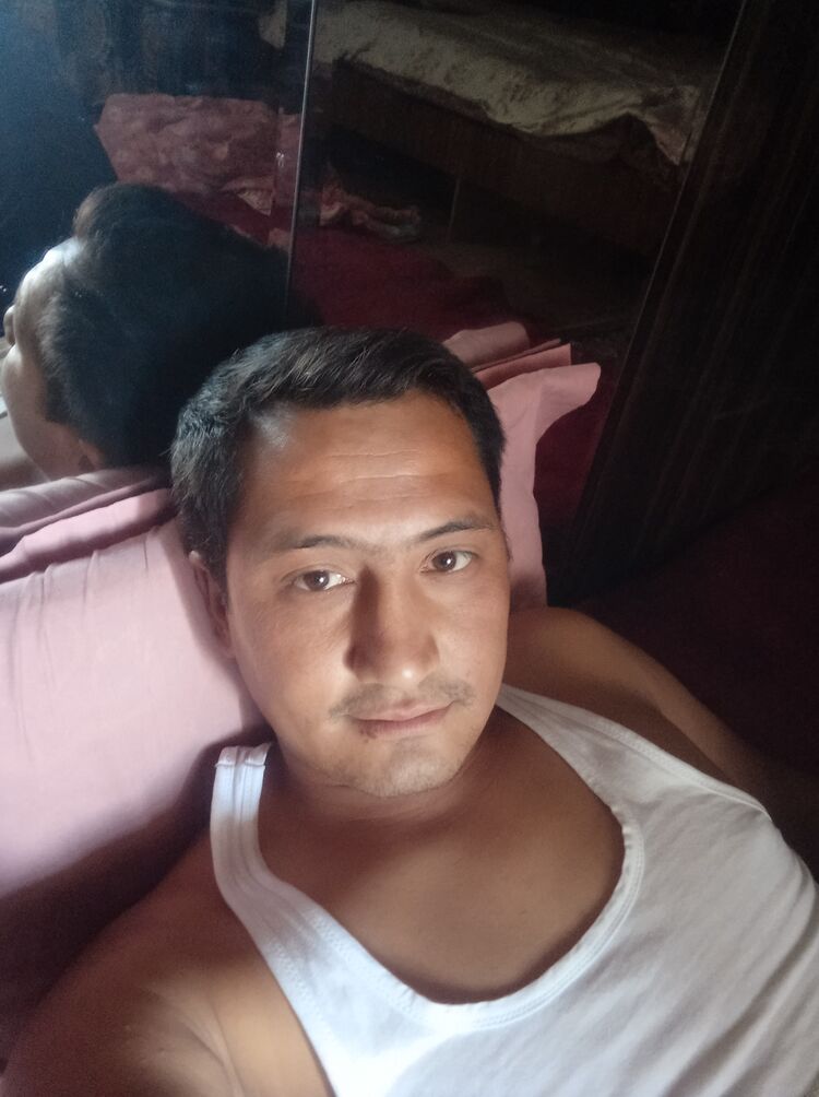  36062995  Utkirkhan, 28 ,    
