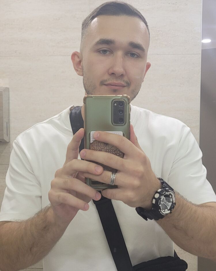  45873825  , 19 ,    