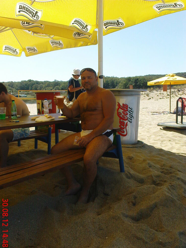  4101415  Martin, 59 ,    