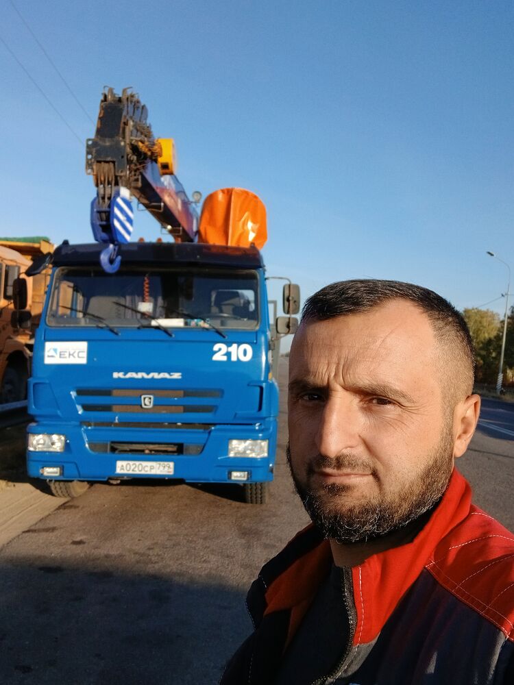  46649725  , 35 ,    