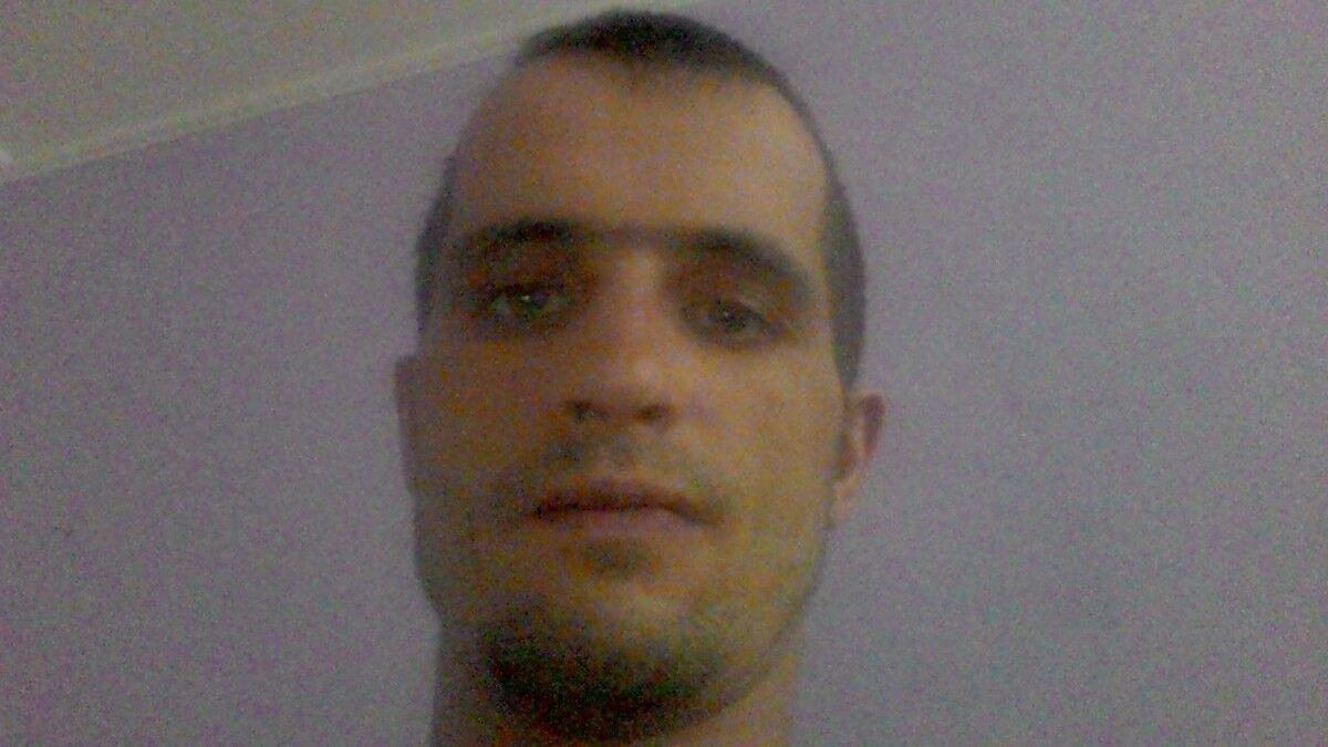  5743595  , 37 ,    