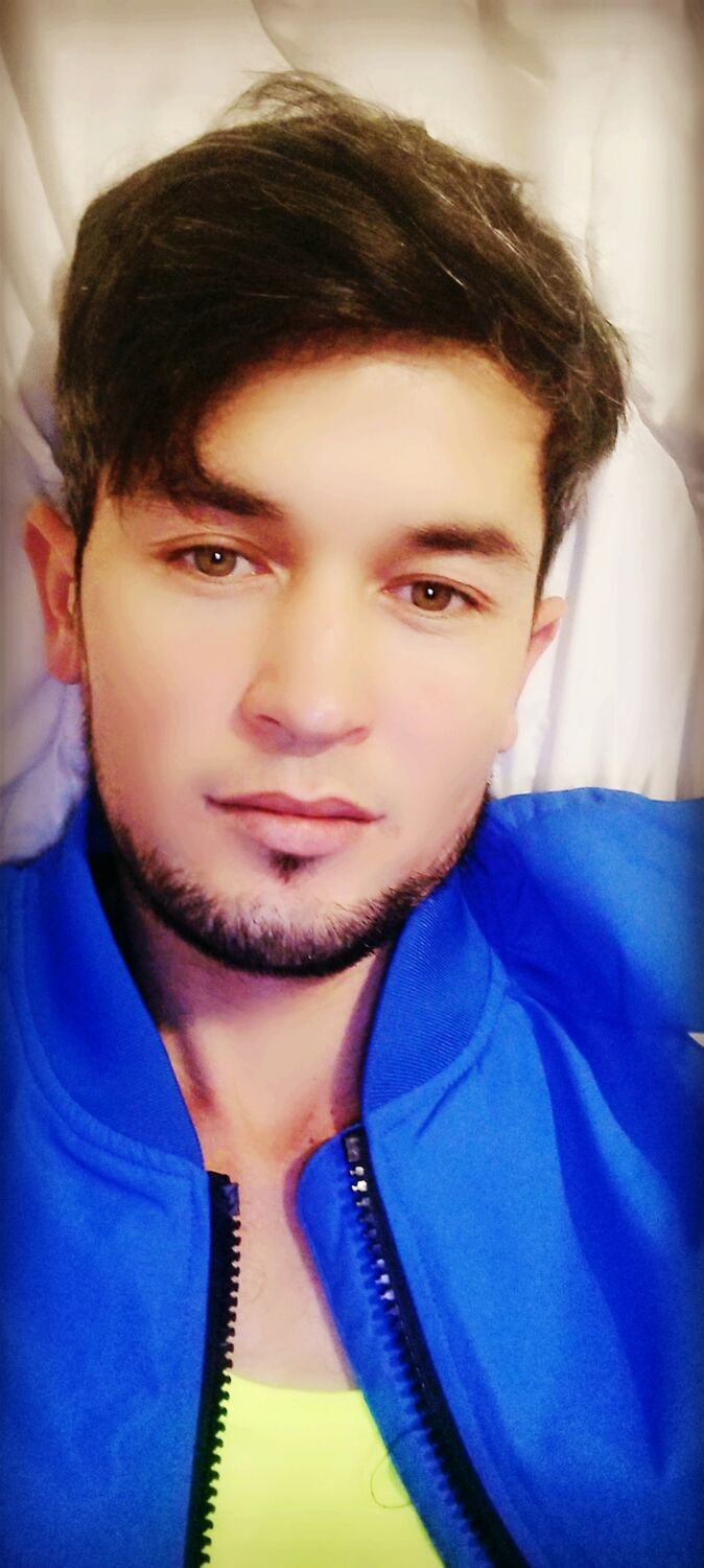  ,   Giyosjon, 34 ,   ,   