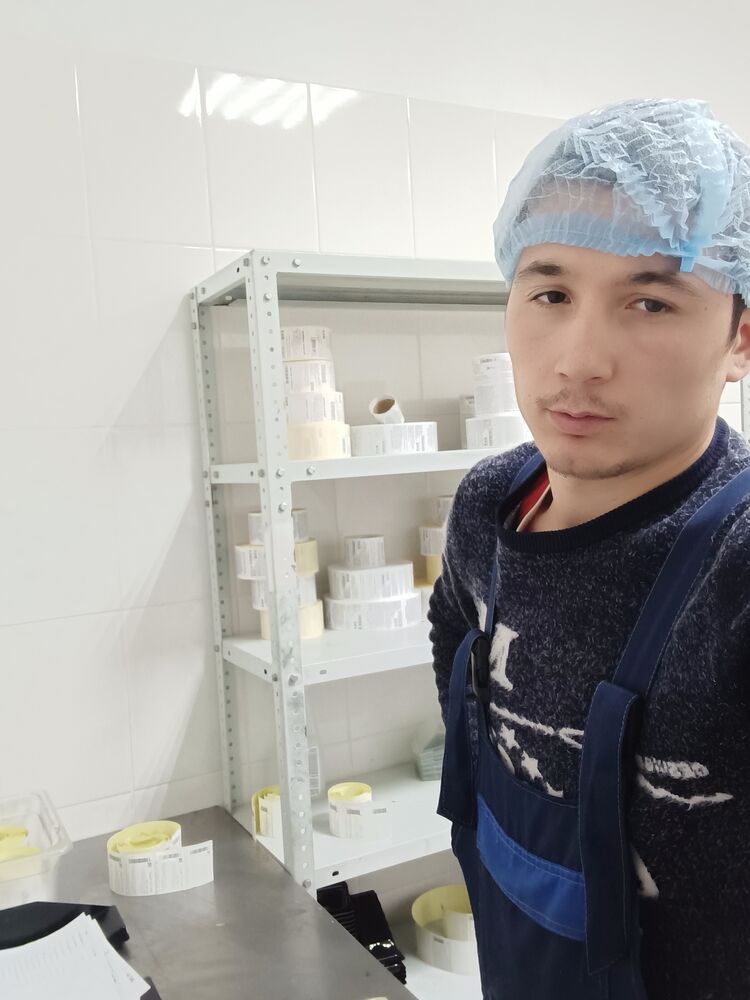  33780255  Sulton, 27 ,    -