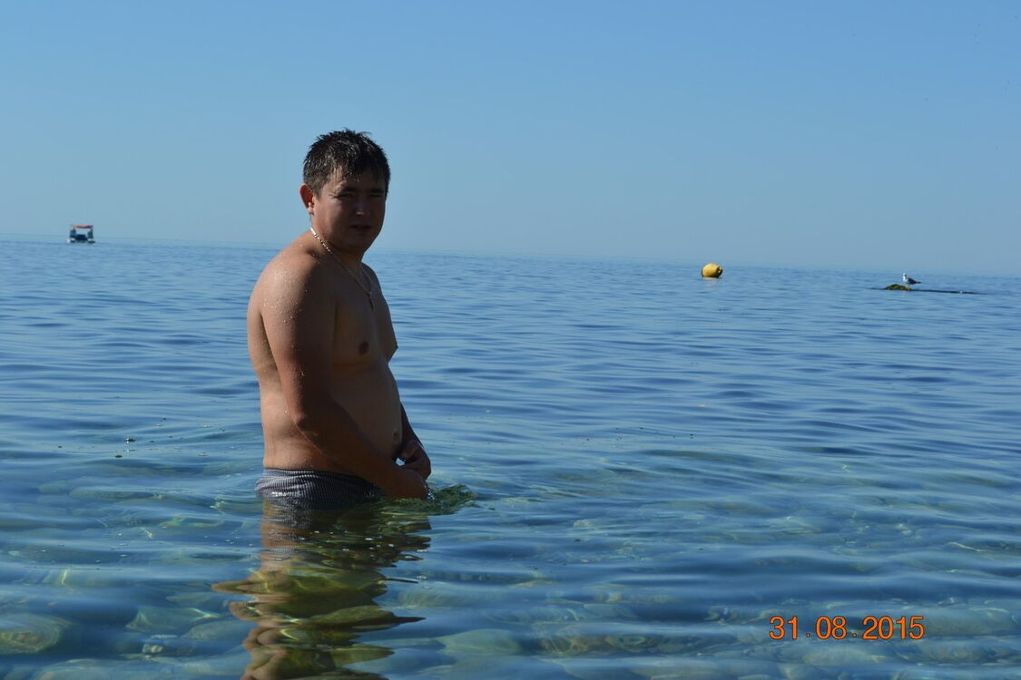  6686015  Denis, 38 ,    