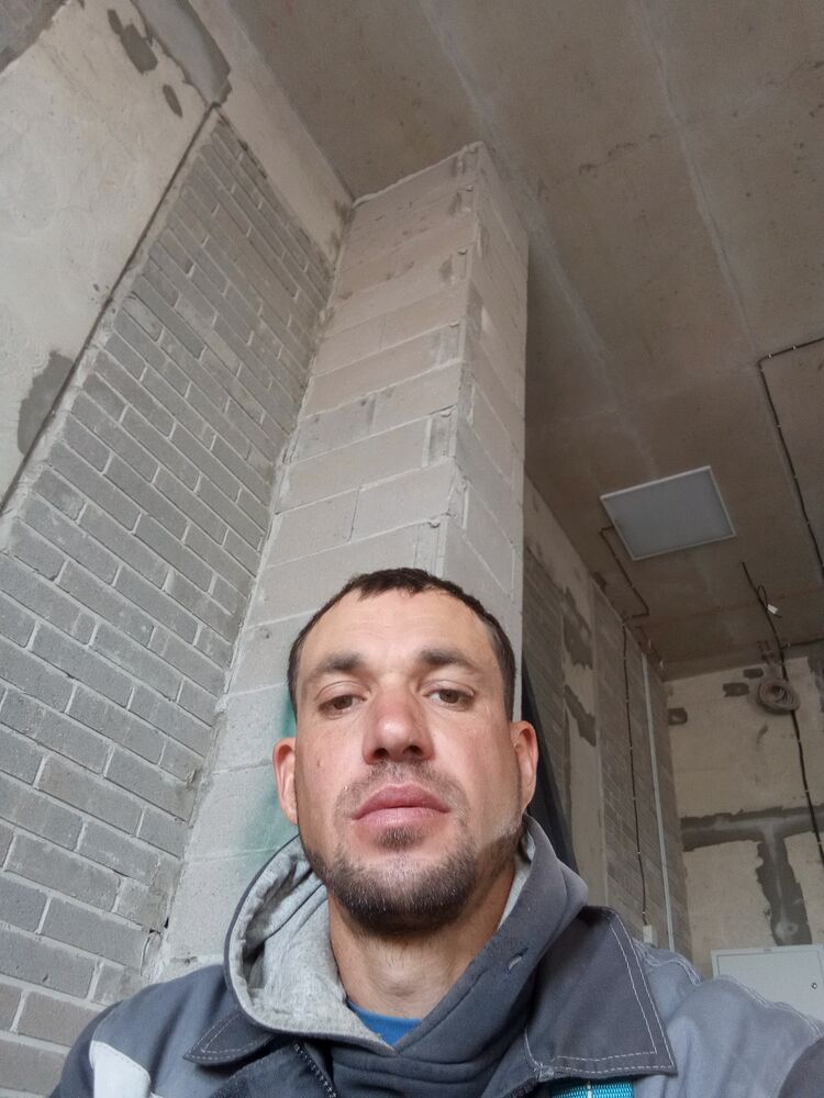 53128955  , 33 ,    -