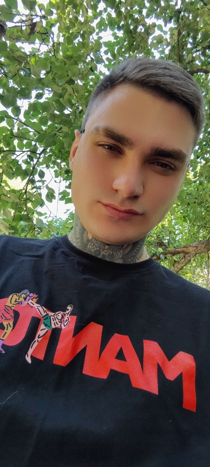  ,   Alex, 24 ,   ,   
