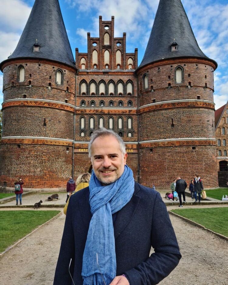  ,   Richard, 55 ,   ,   