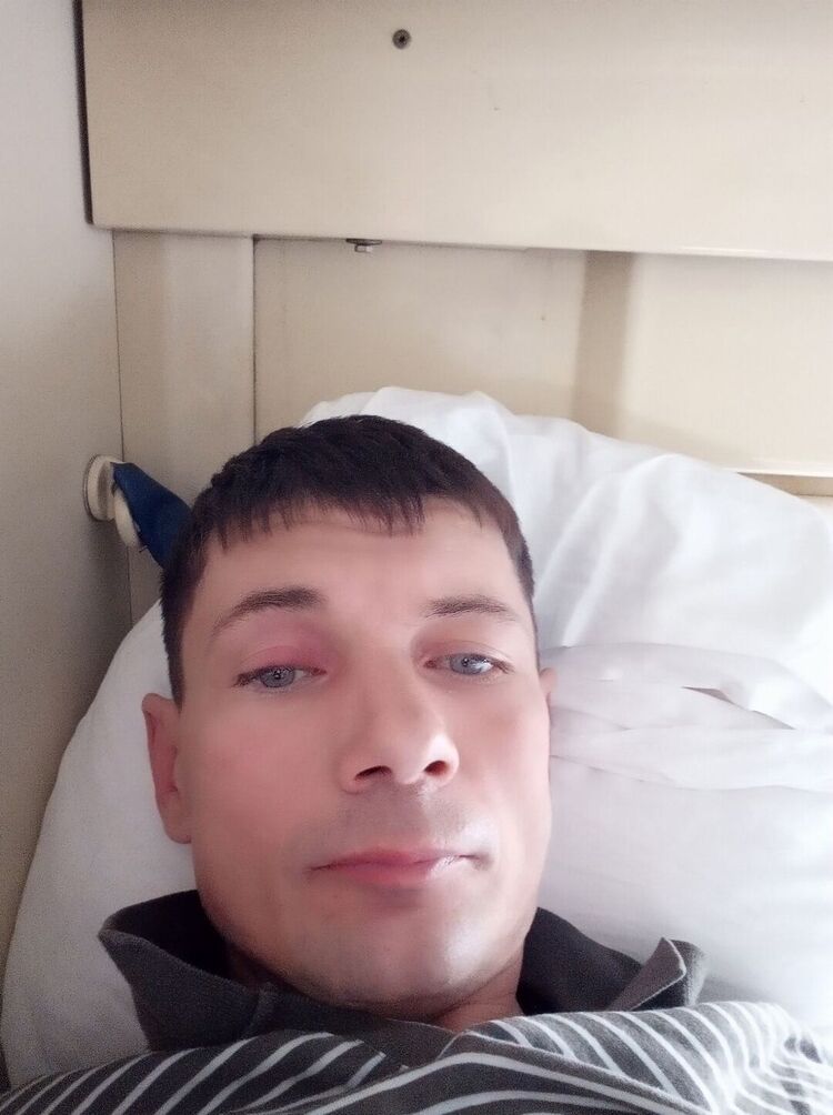  39827785  , 44 ,    