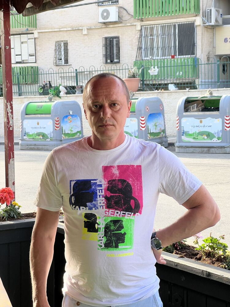 ���������� Azor, ���� ������� ����������, 51 ���, ������������ ��� ������, ����� � ���������, c�������� ���������, ���������