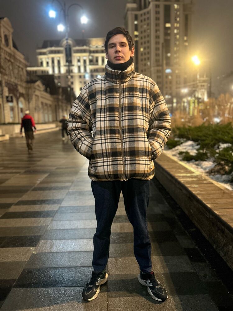  48818615  , 24 ,    