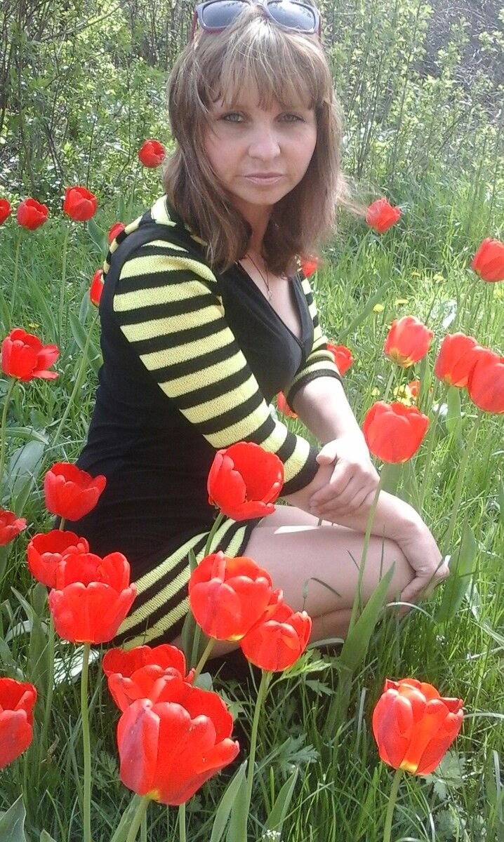  ,   ALYA, 40 ,  