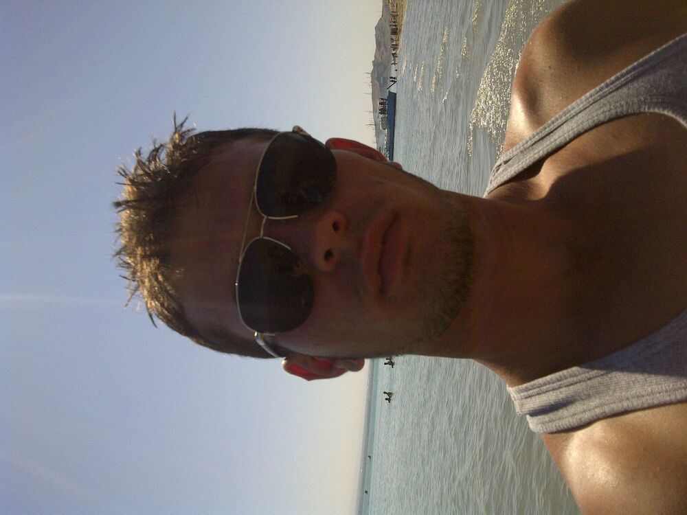  5598345  Muhamad, 31 ,    