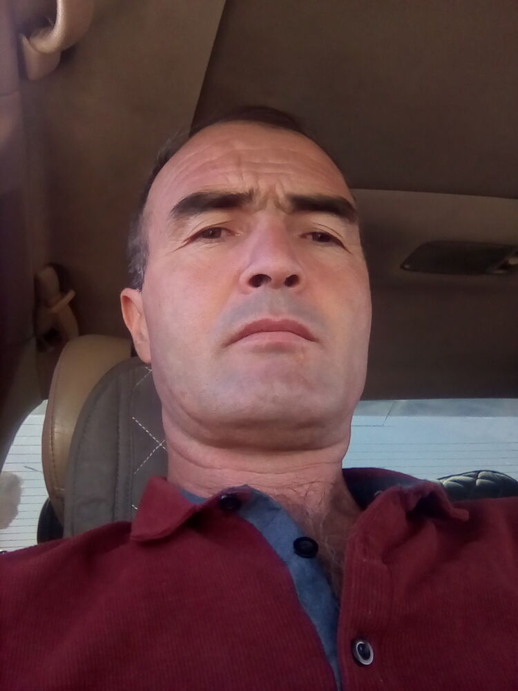  15831855  Amon, 47 ,    -