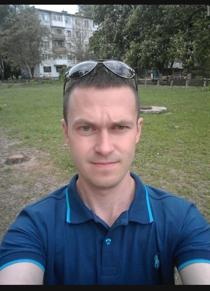 46728015  , 33 ,    