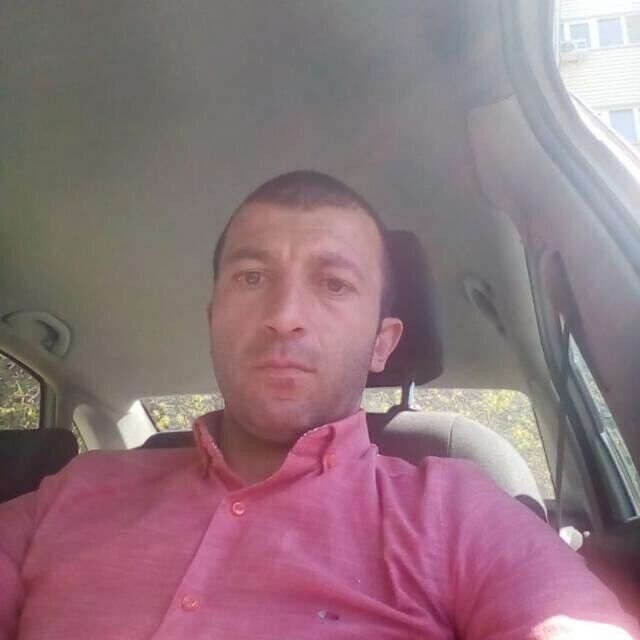  ,   Arman, 42 ,   ,   , c 
