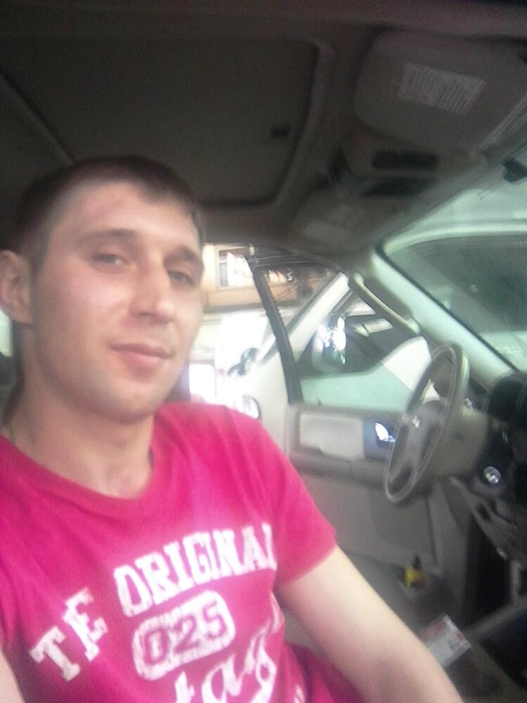  ,   Stas, 40 ,   