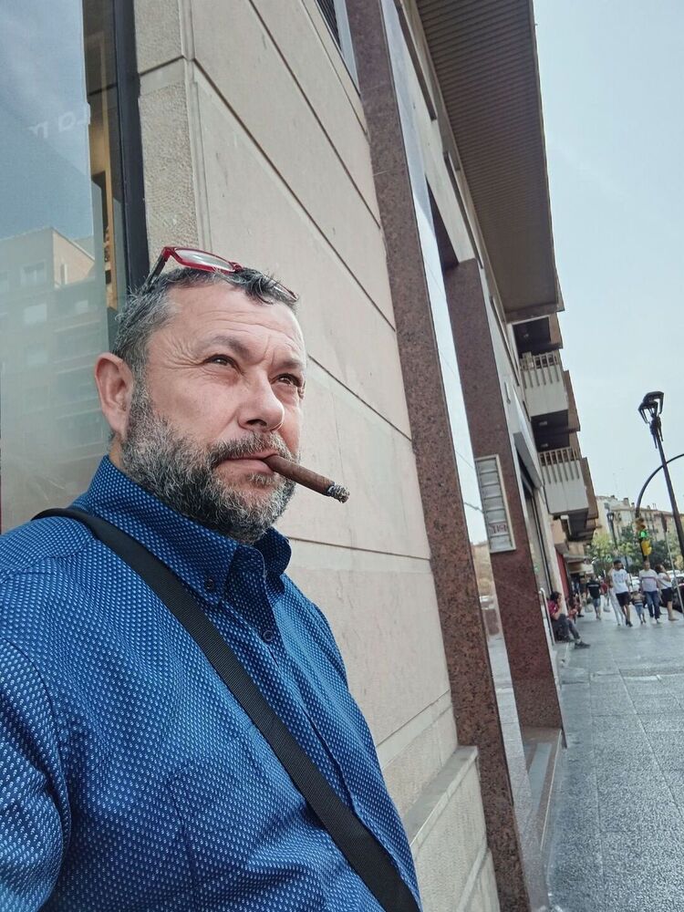  43625955  Miguel, 49 ,    Zaragoza