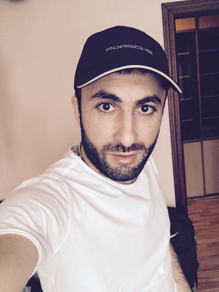  35544895  VAGE, 38 ,    