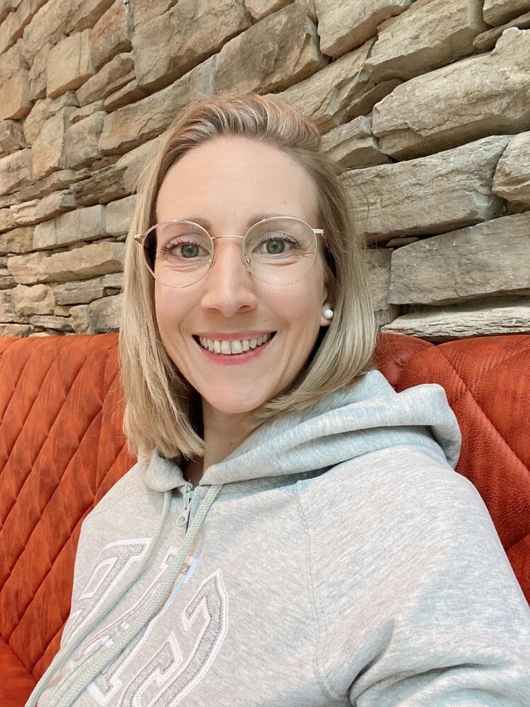  53872025  Albina, 40 ,    Palais-Bourbon