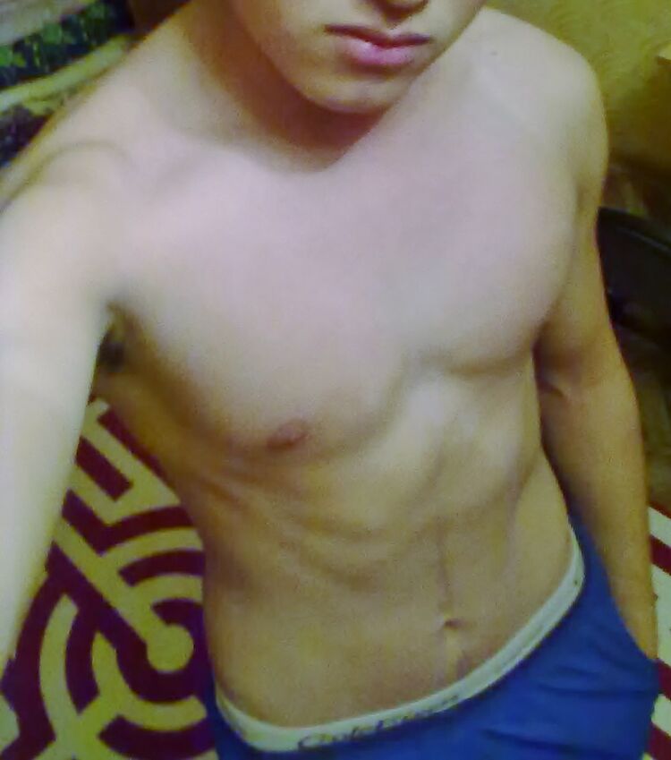  4315965  Asyl, 32 ,    