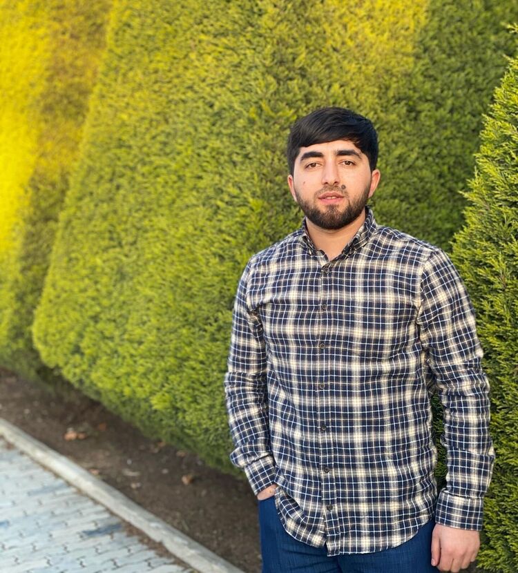  48627775  Royal, 25 ,    Canary Wharf