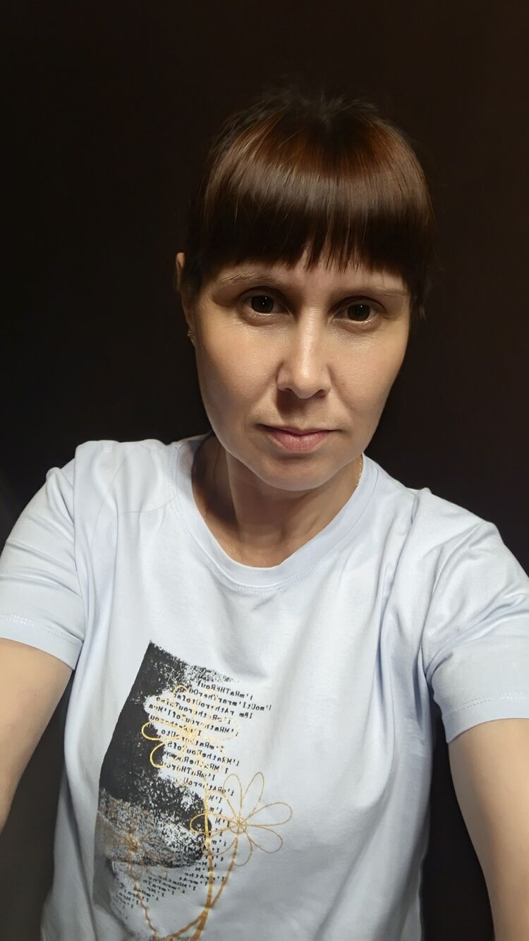  54047745  Nadezhda, 42 ,    