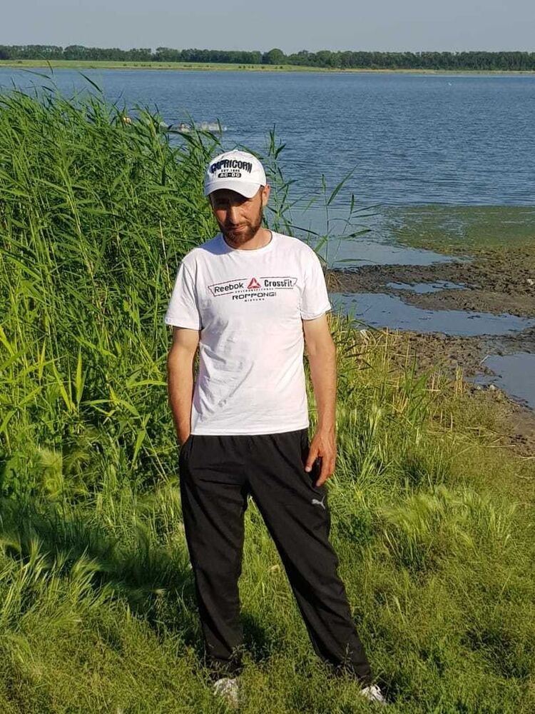  ,   Maik, 38 ,   ,   , c 