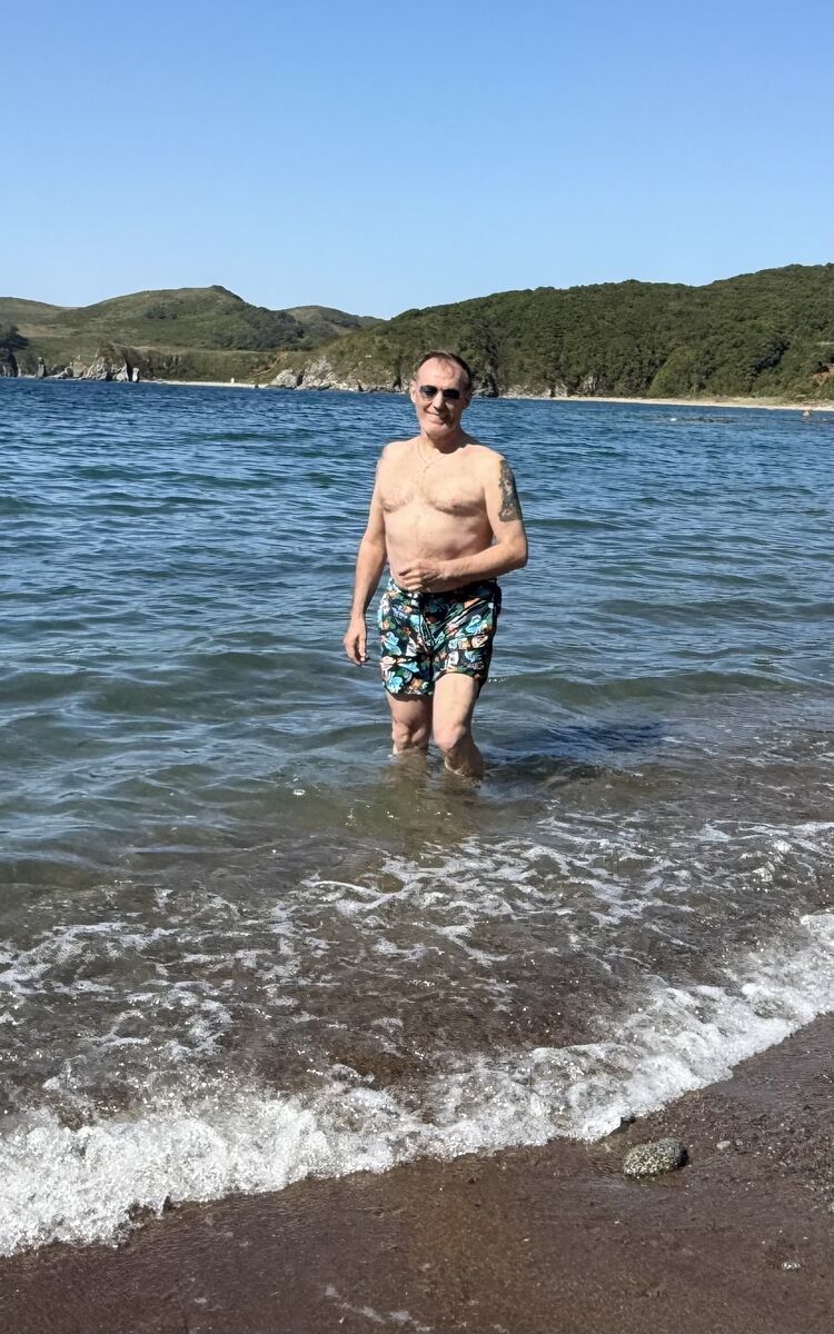  53734725  Yury, 63 ,    