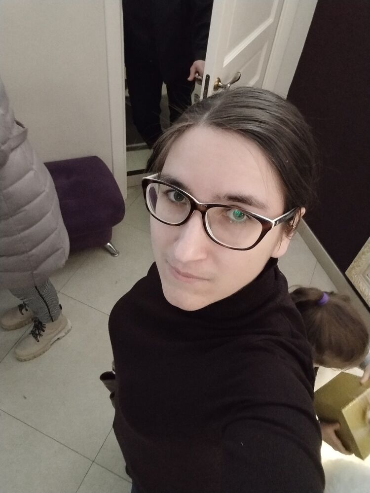  44562495  , 32 ,    