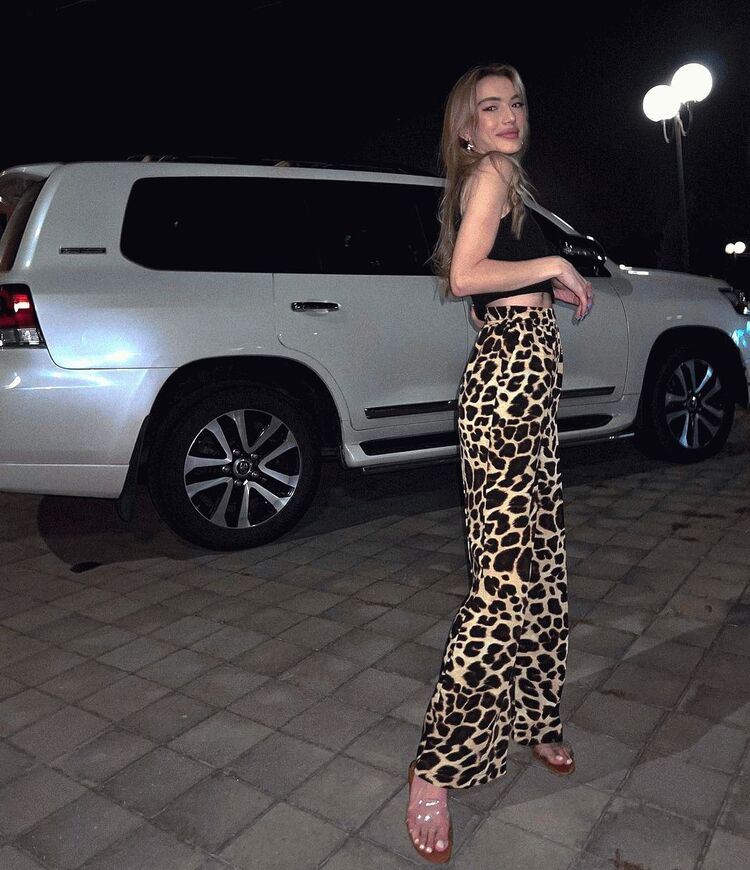  47259455  Ekaterina, 27 ,    