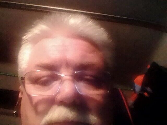  21627535  Igor, 60 ,    