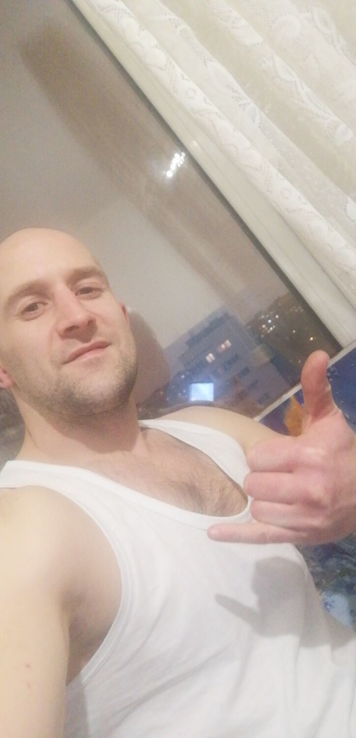  31868855  Saucy Lover, 36 ,    -