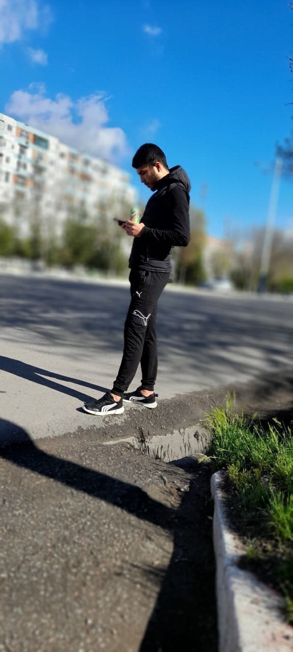  22751925  Dilmurod, 28 ,    