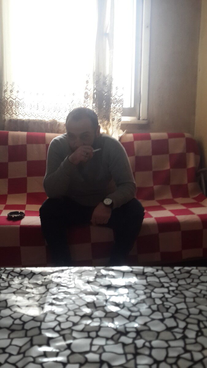  19575735  Merabi, 33 ,    