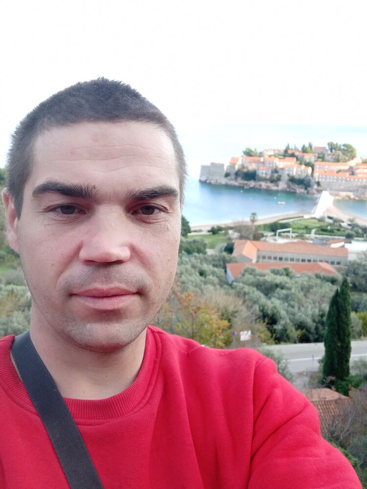  44931395  Sergey, 37 ,    
