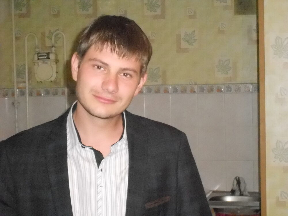  4586835  Aleks, 39 ,    