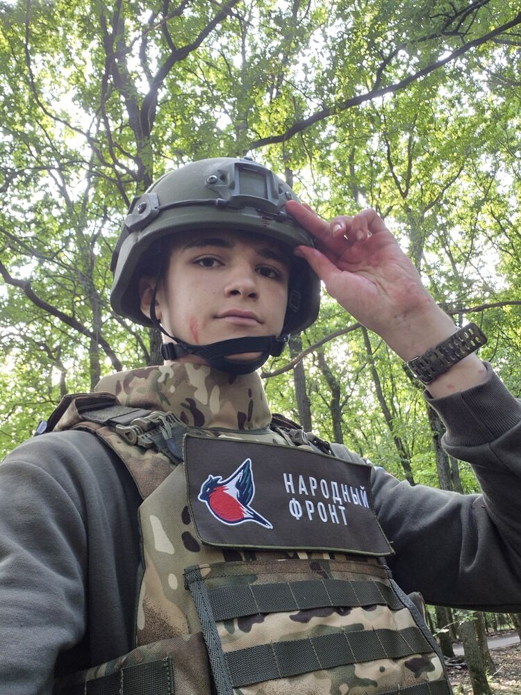  ,   , 20 ,   c 