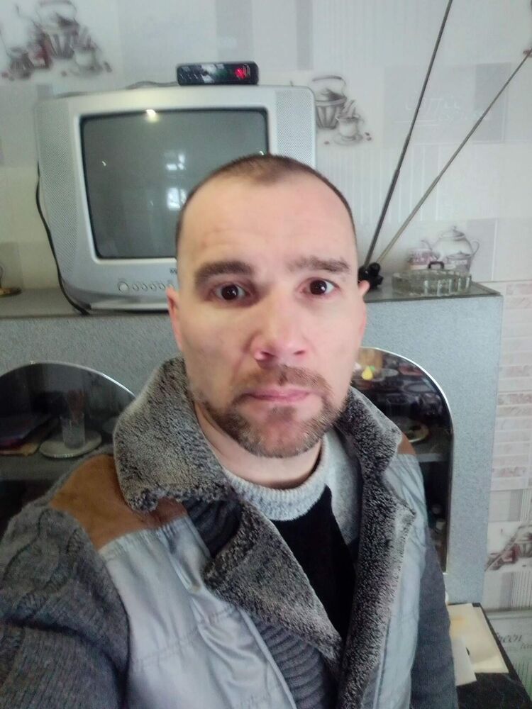  33416415  , 46 ,    