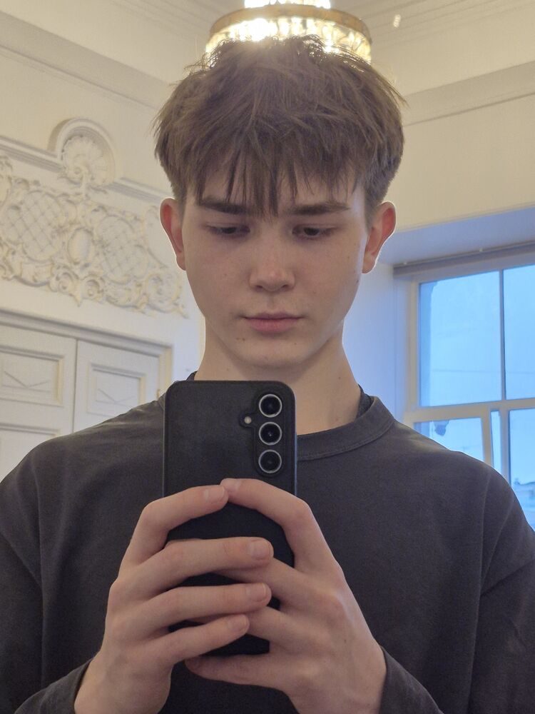  53816085  Demi, 20 ,    