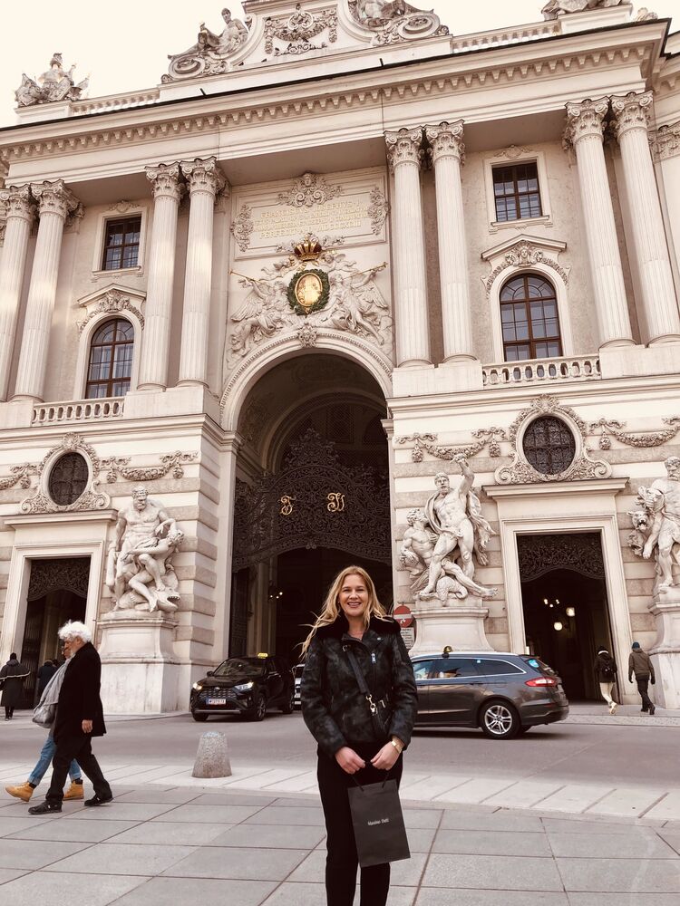  54598575  Marina, 36 ,    